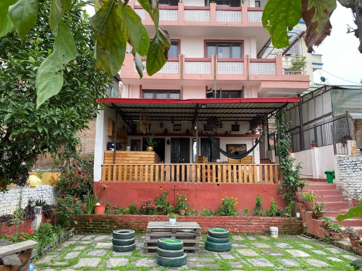 Birds Nest Hostel Катманду Экстерьер фото