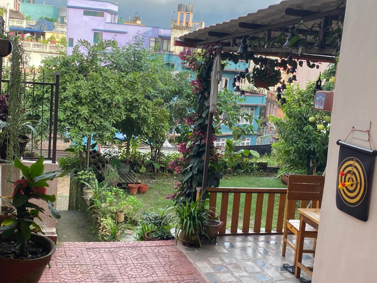Birds Nest Hostel Катманду Экстерьер фото