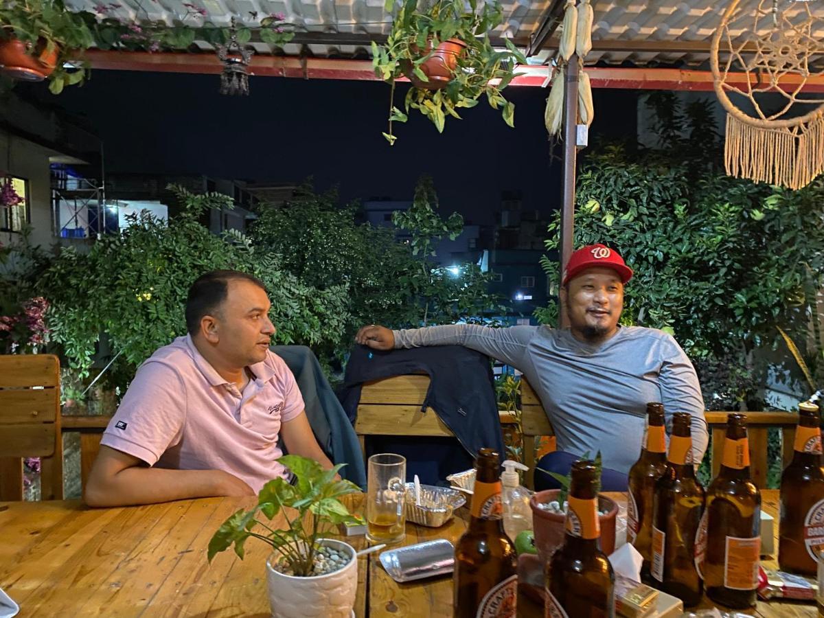Birds Nest Hostel Катманду Экстерьер фото