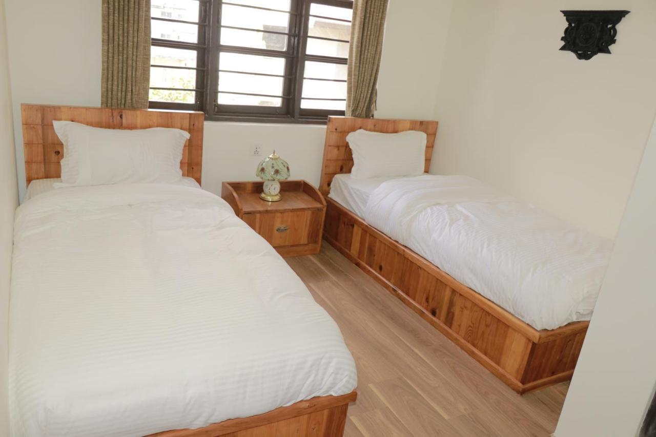Birds Nest Hostel Катманду Экстерьер фото