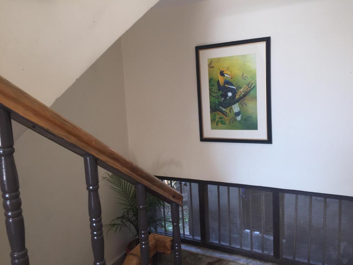 Birds Nest Hostel Катманду Экстерьер фото