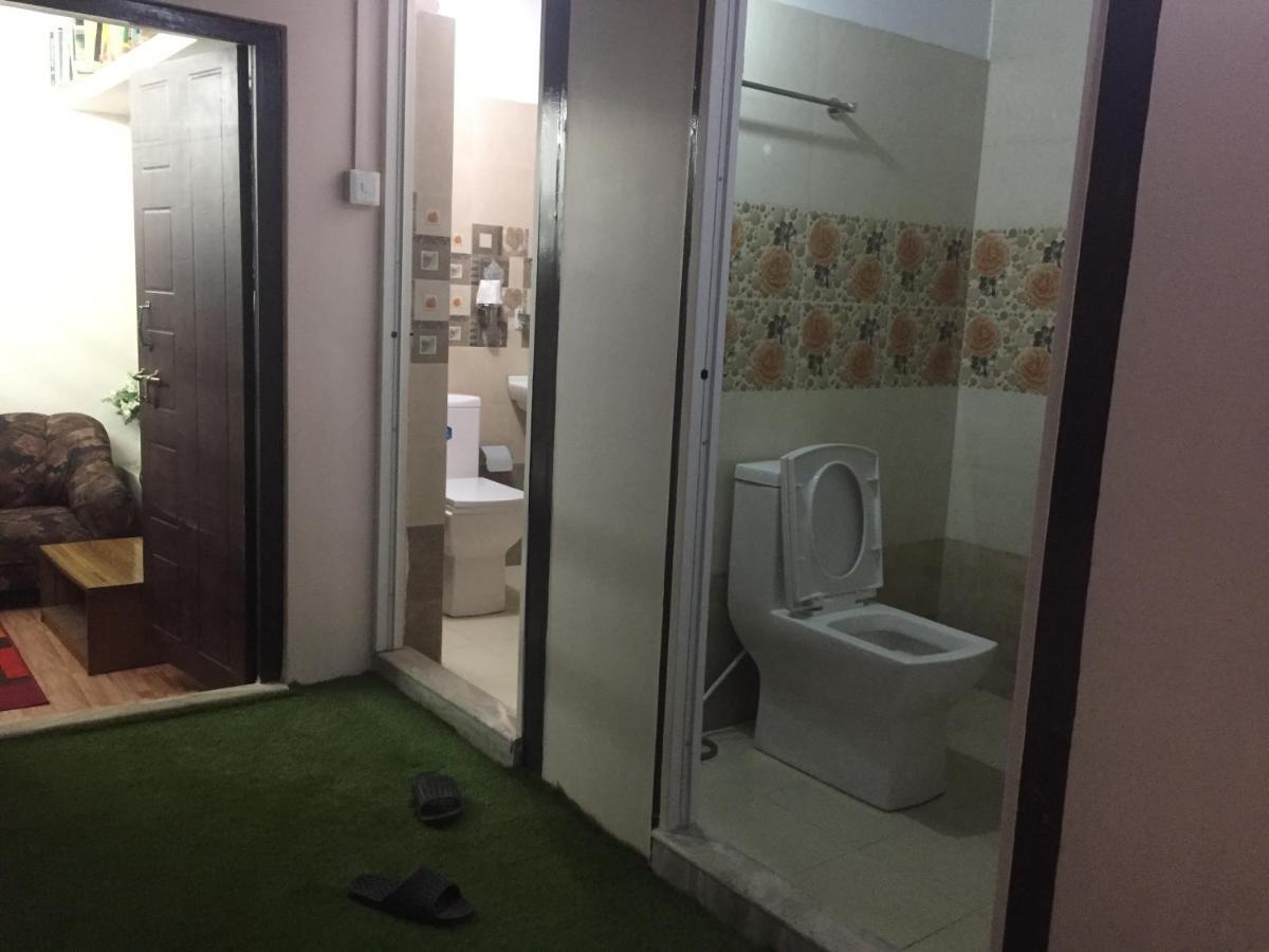 Birds Nest Hostel Катманду Экстерьер фото