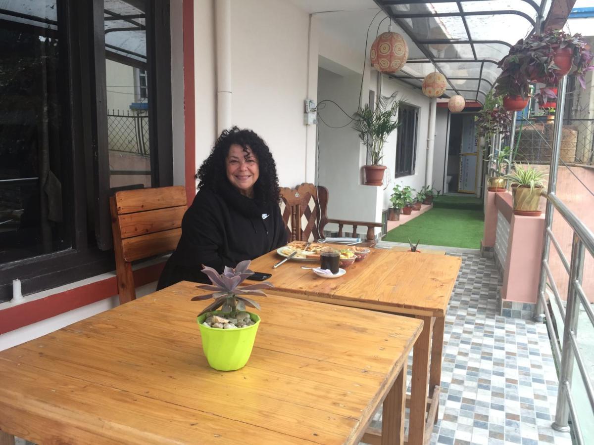 Birds Nest Hostel Катманду Экстерьер фото